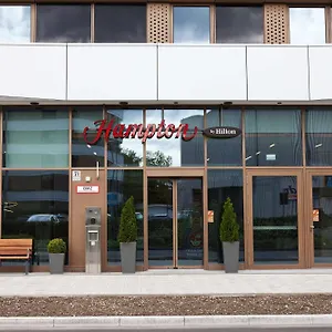 *** Отель Hampton By Hilton Center East Германия